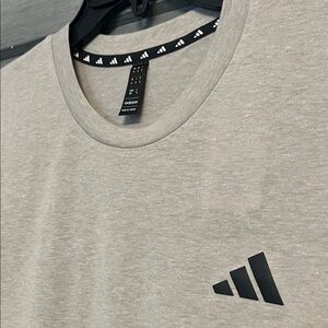 Adidas Men's Short Sleeve Gray Tee